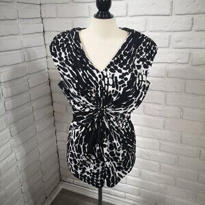2 / $30.00 - Calvin Klein Ladies Size Large Black & White Sleeveless Tank Top